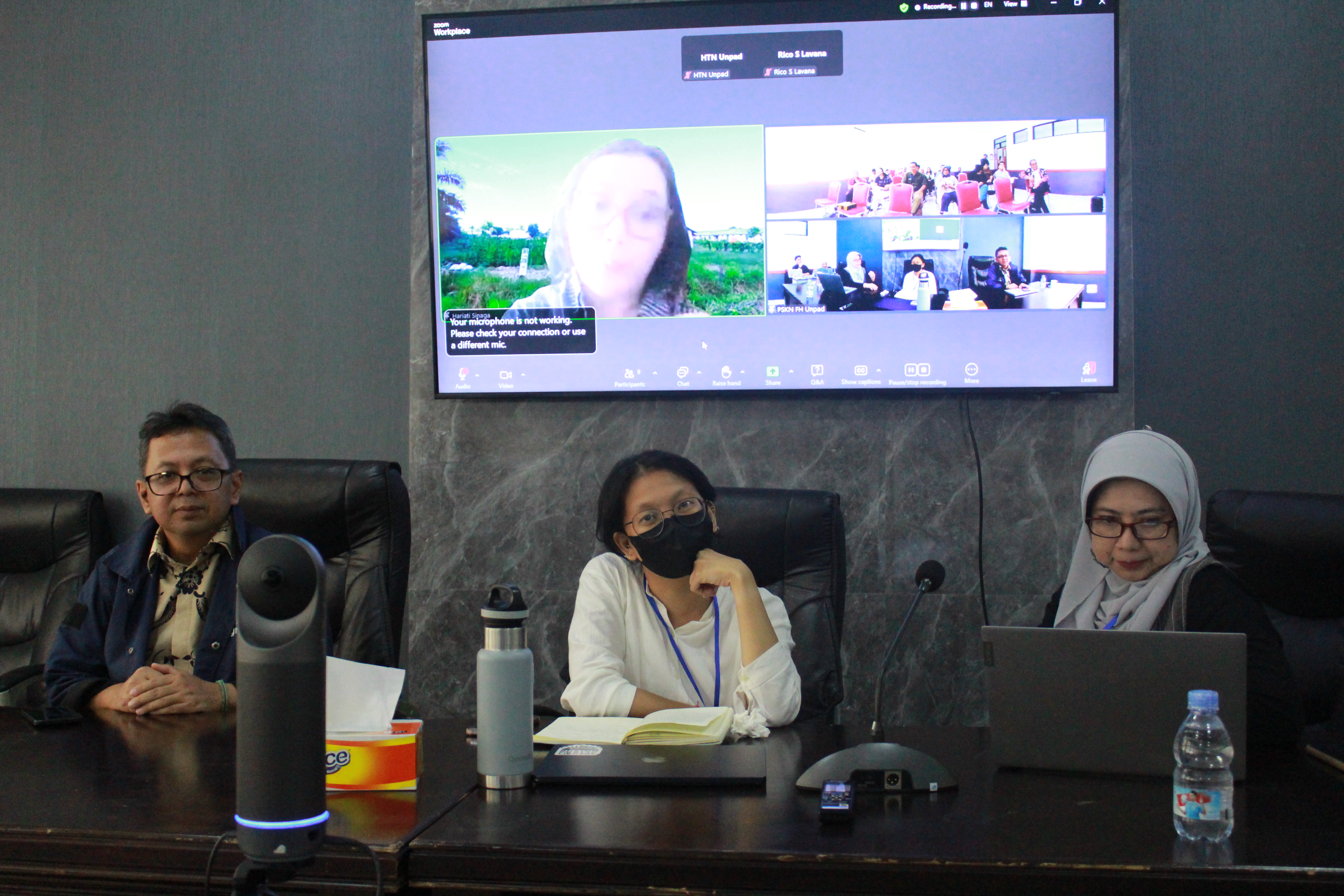 Diskusi Panel 6 dengan tajuk  “Kompleksitas Korupsi SDA dari Perspektif Gender dan Kelembagaan.”