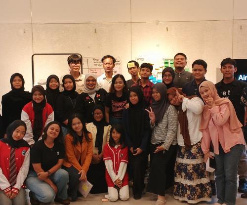 Dokumentasi ICW: Foto bersama kelas lingkar pelajar batch 2