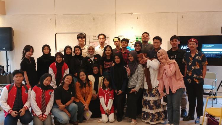 Dokumentasi ICW: Foto bersama kelas lingkar pelajar batch 2
