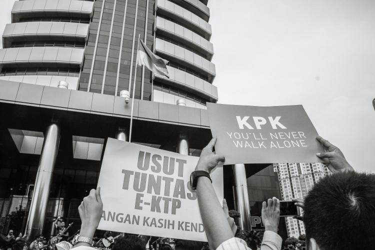 Memperkuat Kemauan Politik Negara