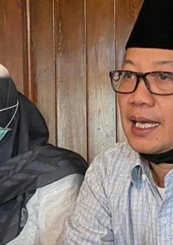 https://jateng.tribunnews.com/2020/09/19/hasil-tes-kesehatan-bakal-cawabup-demak-ali-makhsun-akan-diterima-kpu-hari-ini