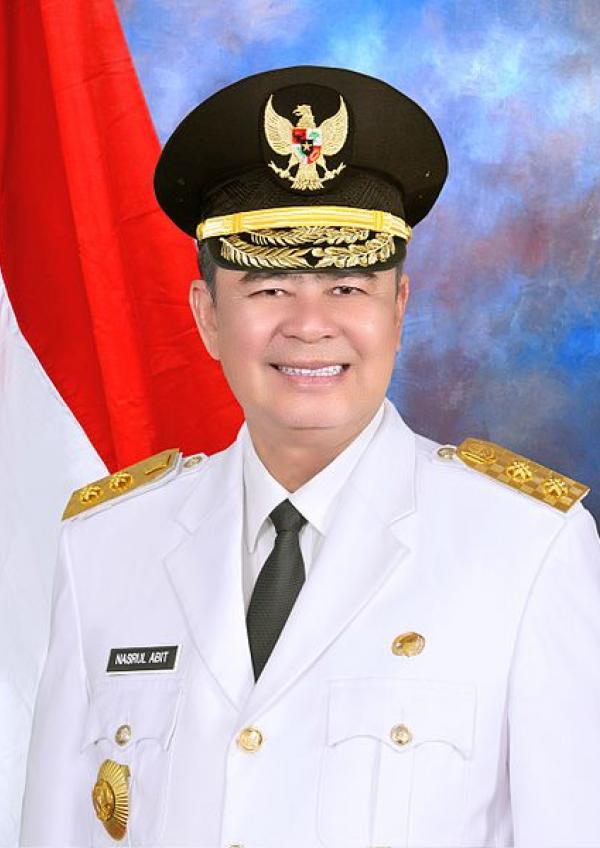 https://id.wikipedia.org/wiki/Berkas:Nasrul_Abit_2016.jpg